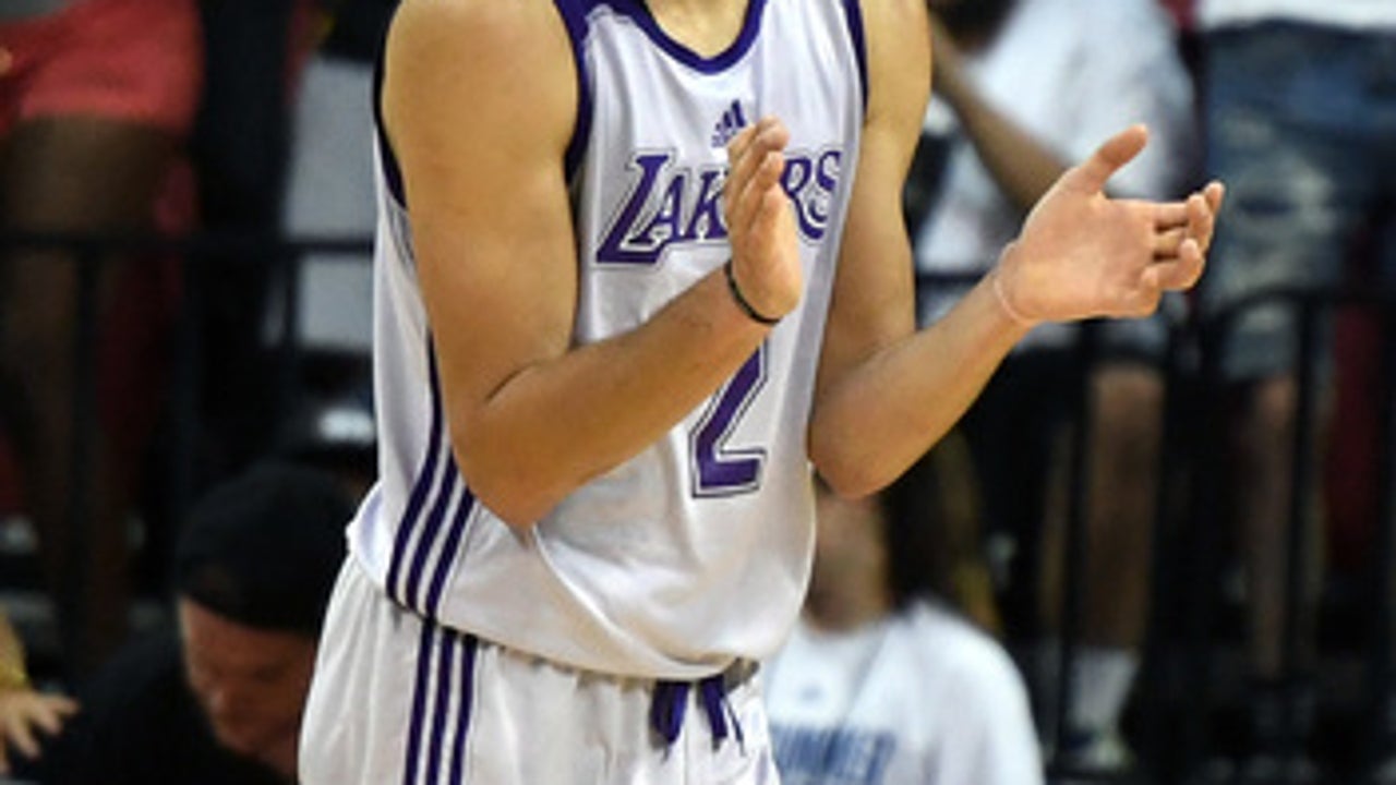 Must be the shoes: Ball has 36 in Nike sneakers, Lakers win